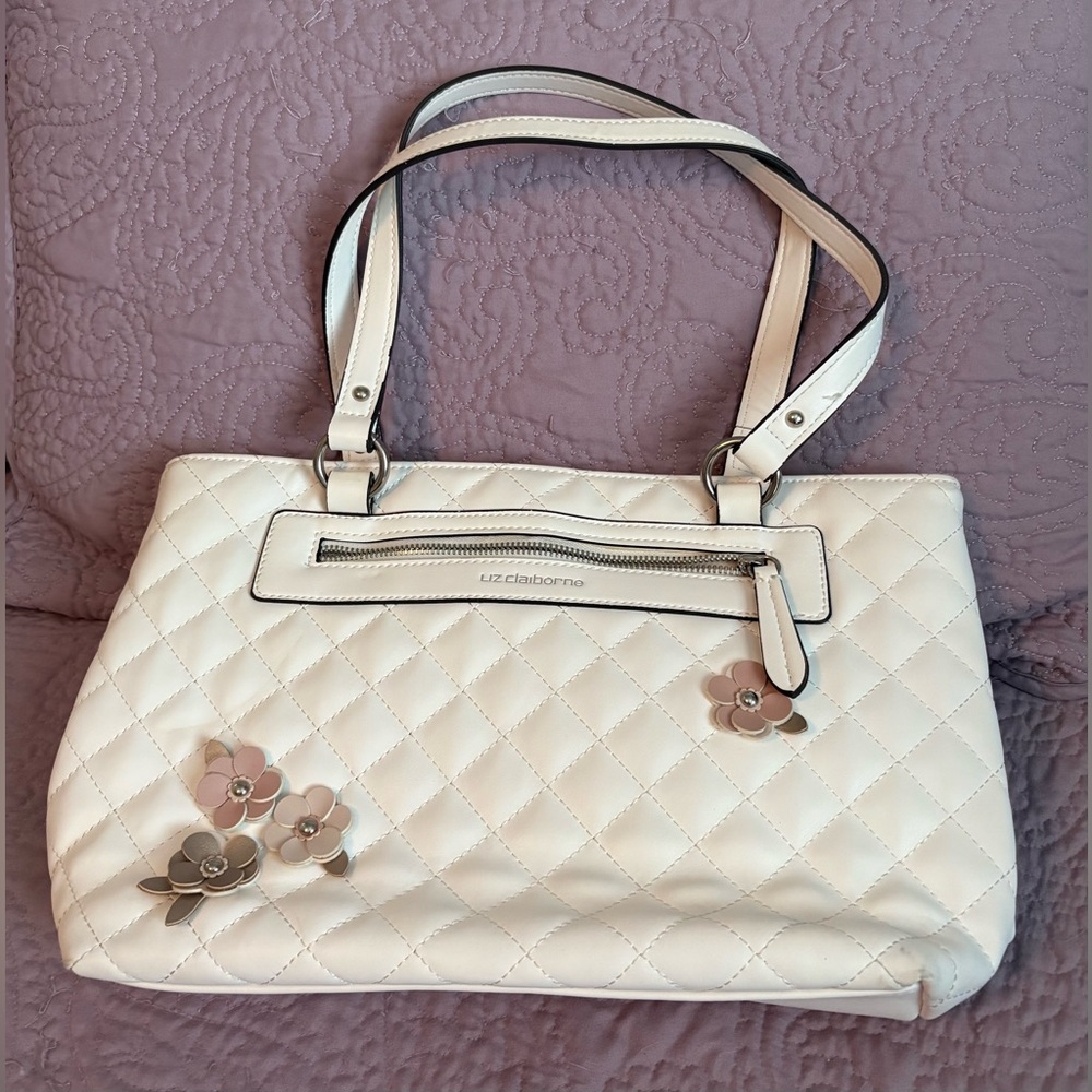 Liz Claiborne Cream Quilted Shoulder Bag